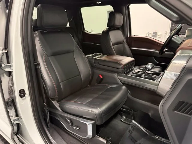Used 2023 White Ford Lariat image 35