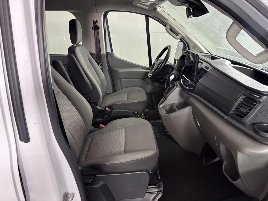 Used 2023 White Ford XLT image 34