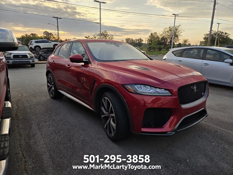Used 2020 Firenze Red Metallic JAGUAR SVR image 3