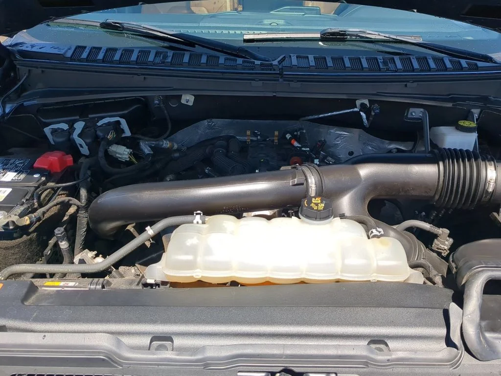 Used 2022 Blue Ford Platinum image 22