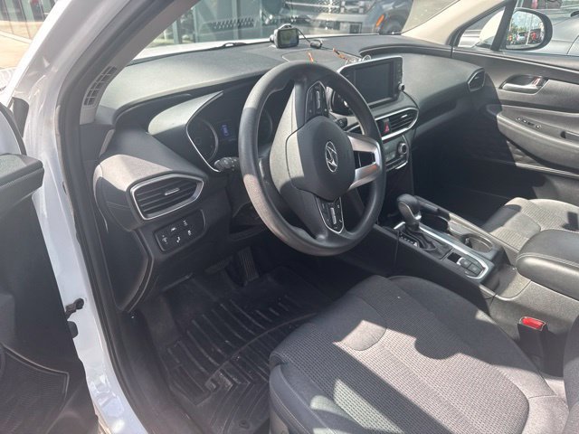 Used 2019 Quartz White Hyundai SE image 2