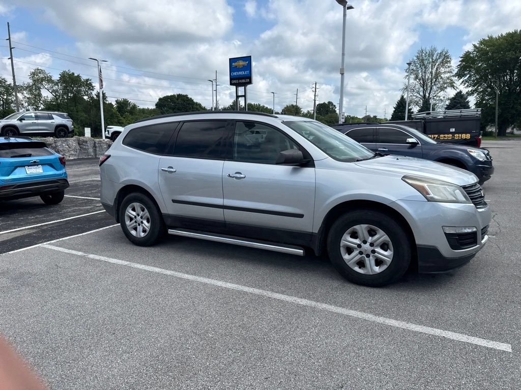 Used 2015 SILVER ICE METALLIC Chevrolet LS image 7