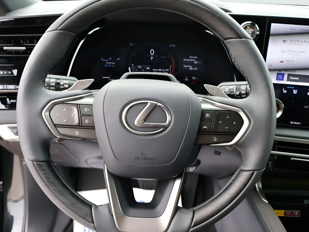 Used 2026 Black Lexus 350 Luxury image 29
