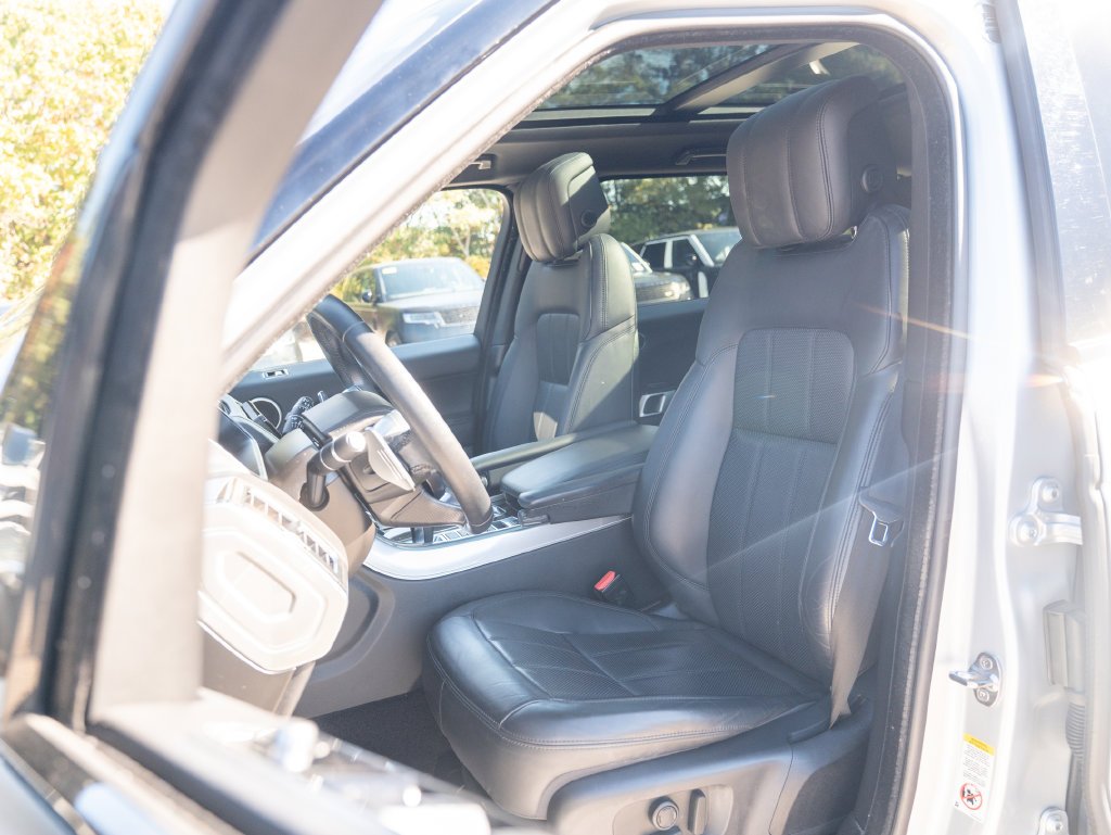 Used 2021 Silver Land Rover HSE Silver Edition image 19