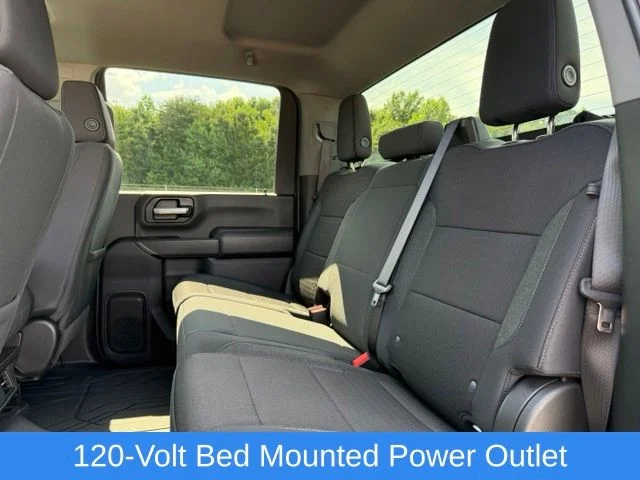 Used 2025 White Chevrolet Custom image 30