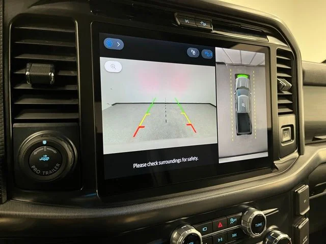 Used 2025 White Ford Lariat image 38