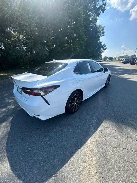 Used 2021 White Toyota SE image 5