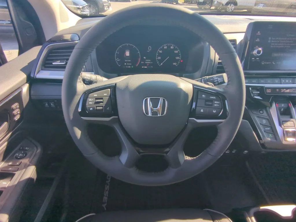 New 2026 Crystal Black Pearl Honda Touring image 15