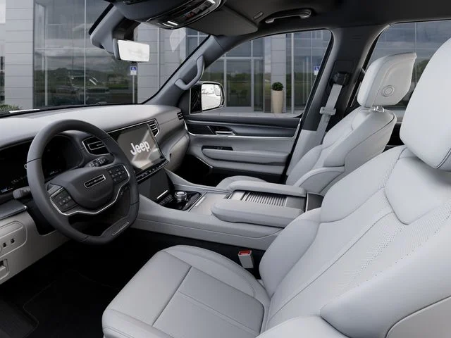 New 2026 Bright White Clear-Coat Exterior Paint Jeep  image 22
