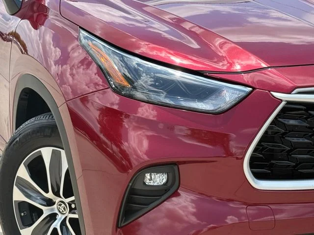 Used 2024 Red Toyota XLE image 3