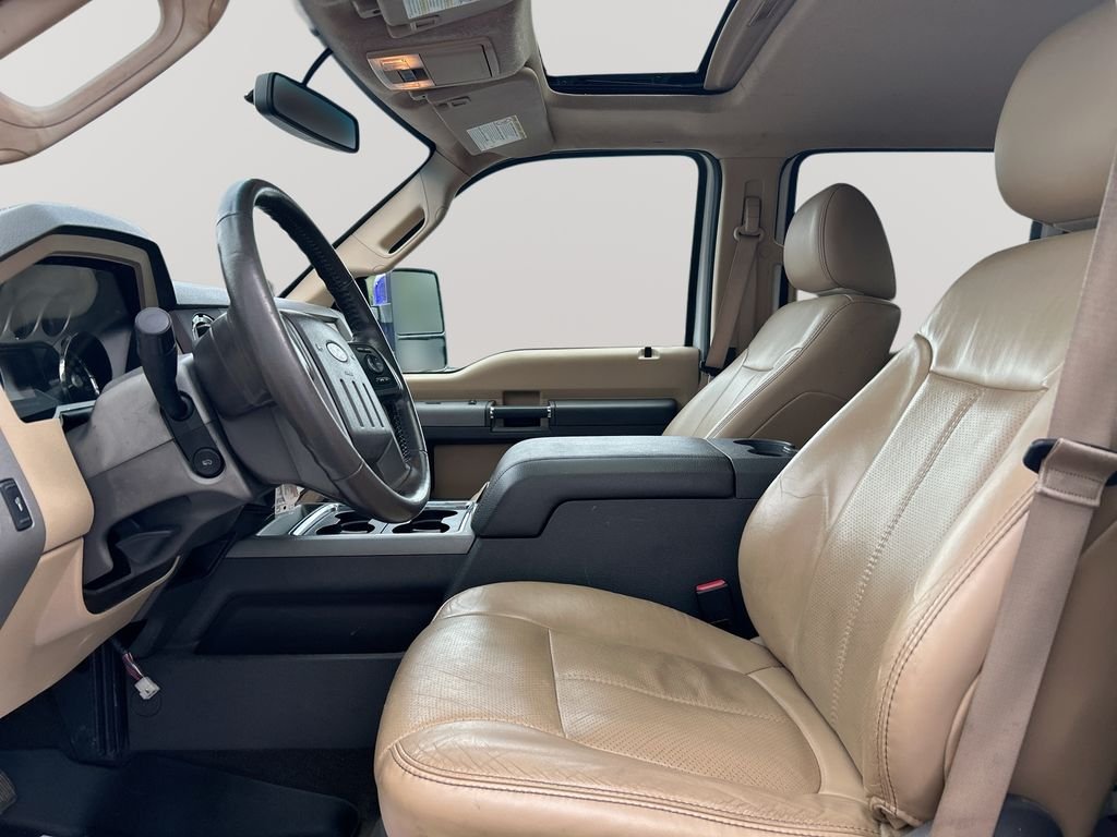 Used 2011  Ford Lariat image 18