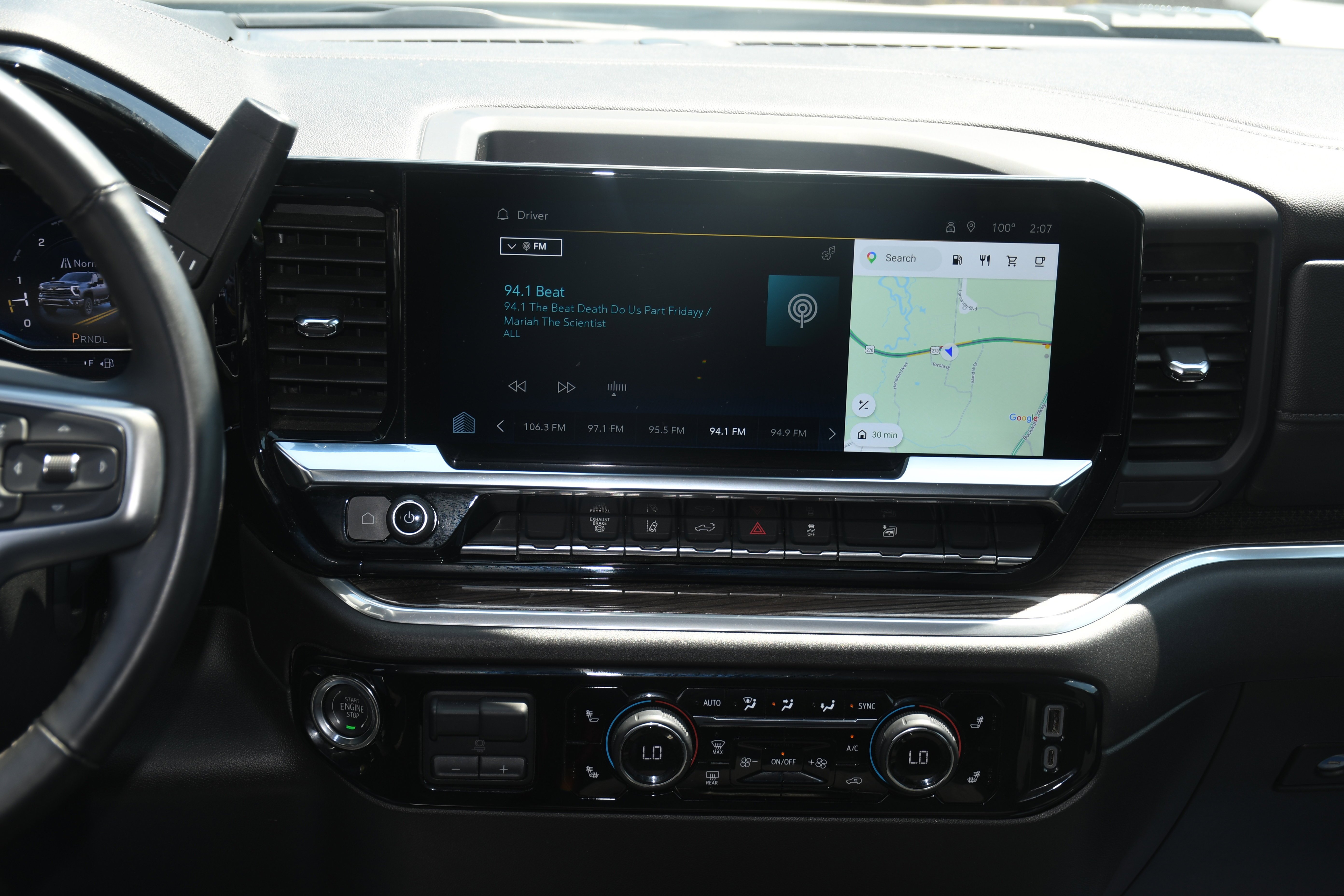 Used 2025 White Chevrolet LT image 15