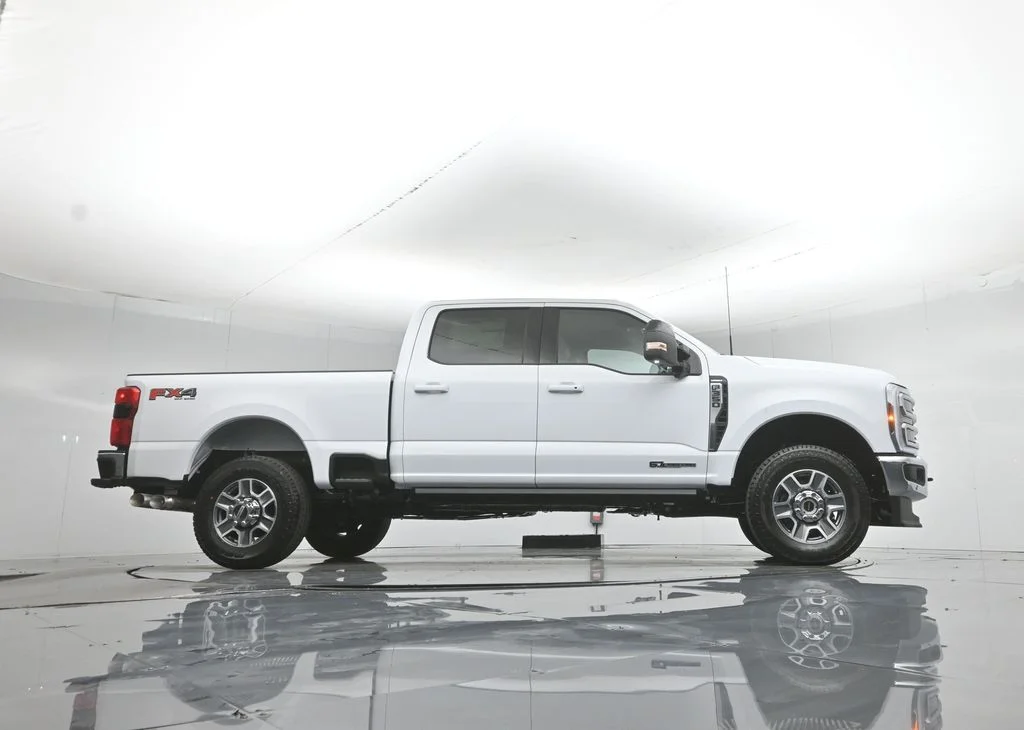 New 2026 Oxford White Ford Lariat image 49