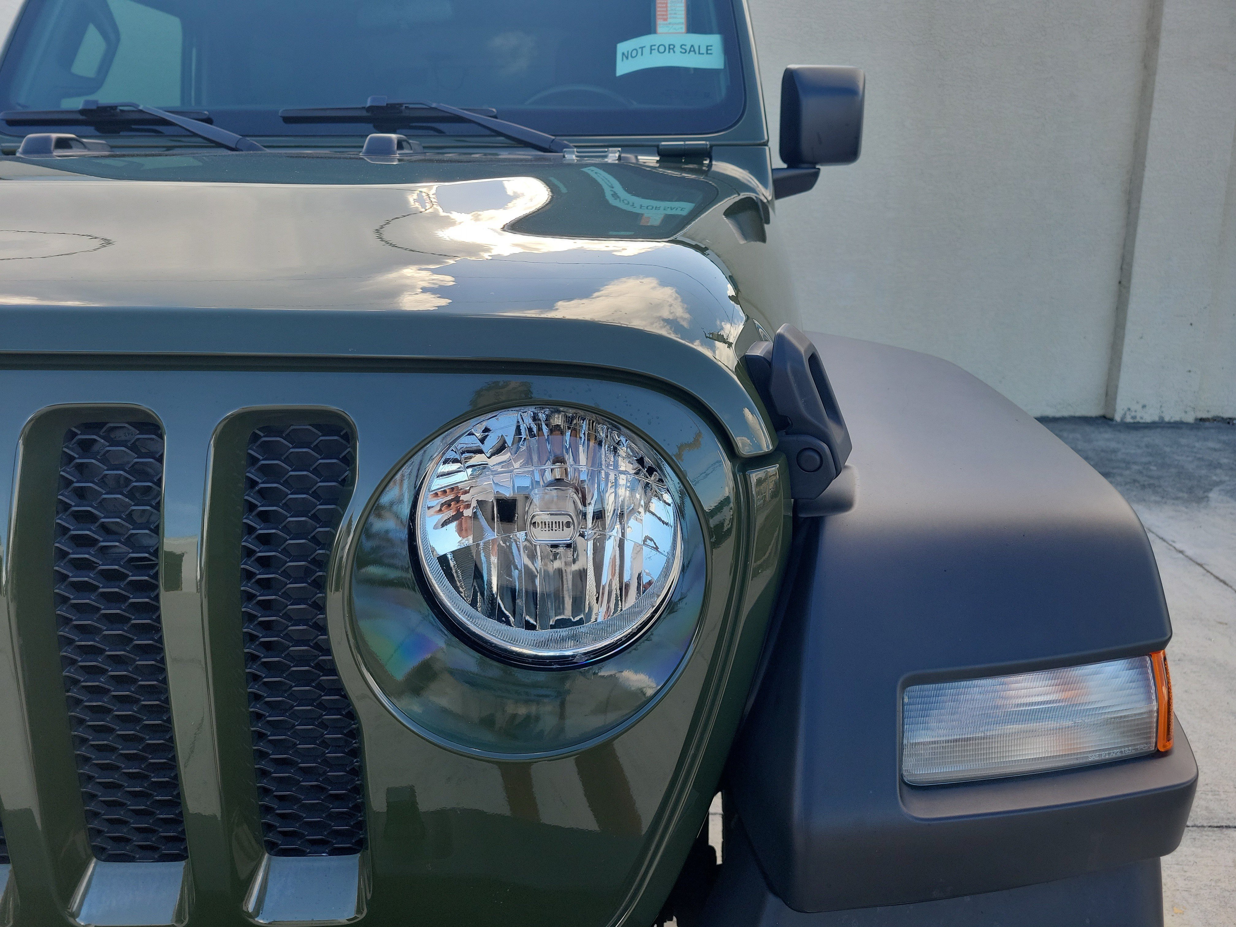 Used 2021 Sarge Green Clearcoat Jeep Sport S image 4