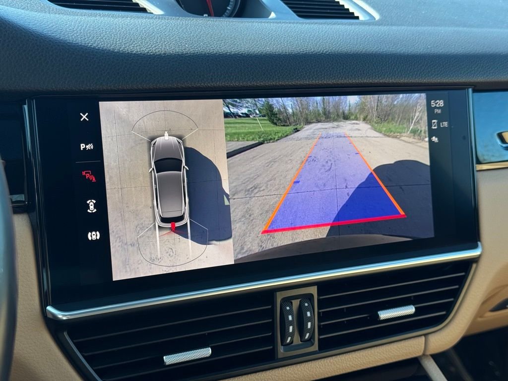 Certified Used 2023  Porsche  image 21