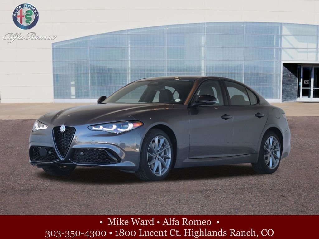 2025 Alfa Romeo Giulia Base