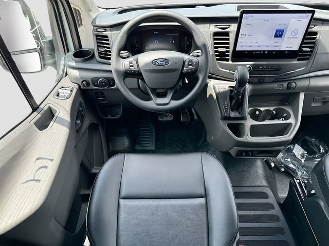 New 2026 Oxford White Ford Base image 15