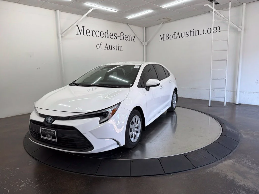 Used 2023 White Toyota LE image 3