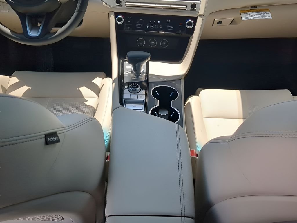 2026 GENESIS G70 Standard - Photo 15