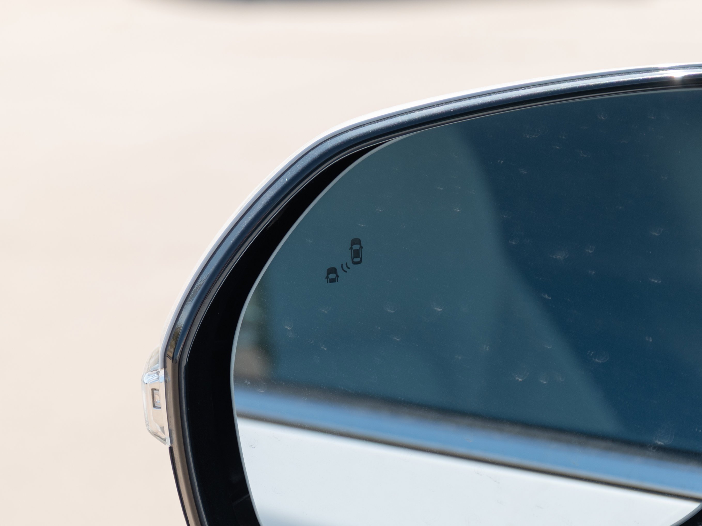 2017 Hyundai Santa Fe Limited - Photo 8