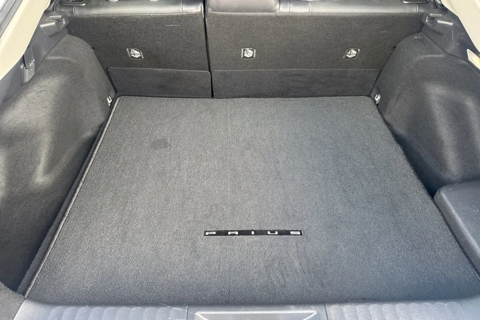 Certified Used 2024 Wind Chill Pearl Toyota XSE image 14