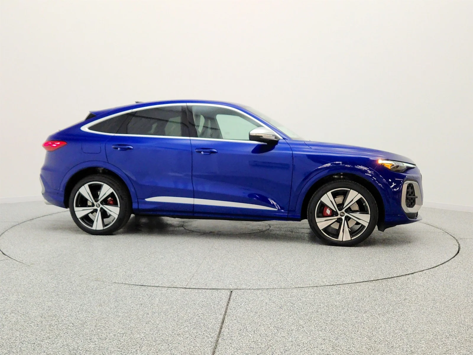 New 2026 Ultra Blue Metallic Audi Premium Plus 3.0 TFSI quattro image 4