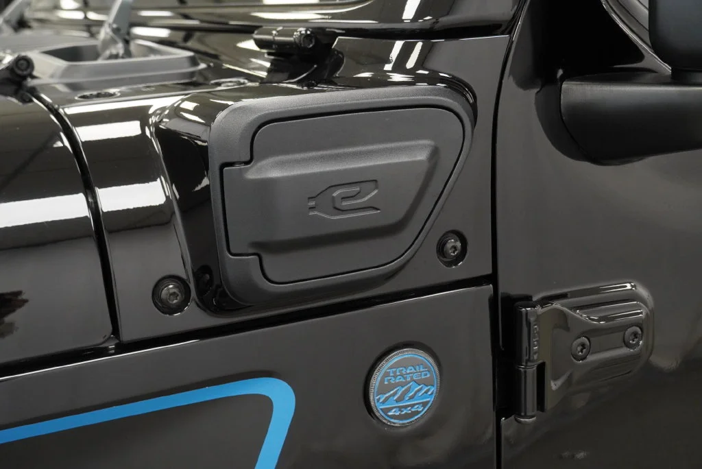 Used 2023 Black Jeep Rubicon 20th Anniversary Edition 4xe image 46