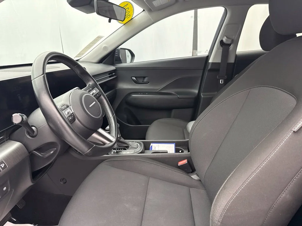 2024 Hyundai Kona SEL SUV Slide 14
