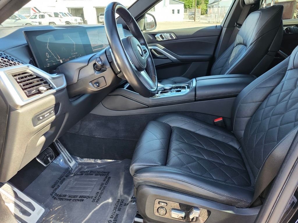 Certified Used 2024 Black BMW xDrive40i image 20