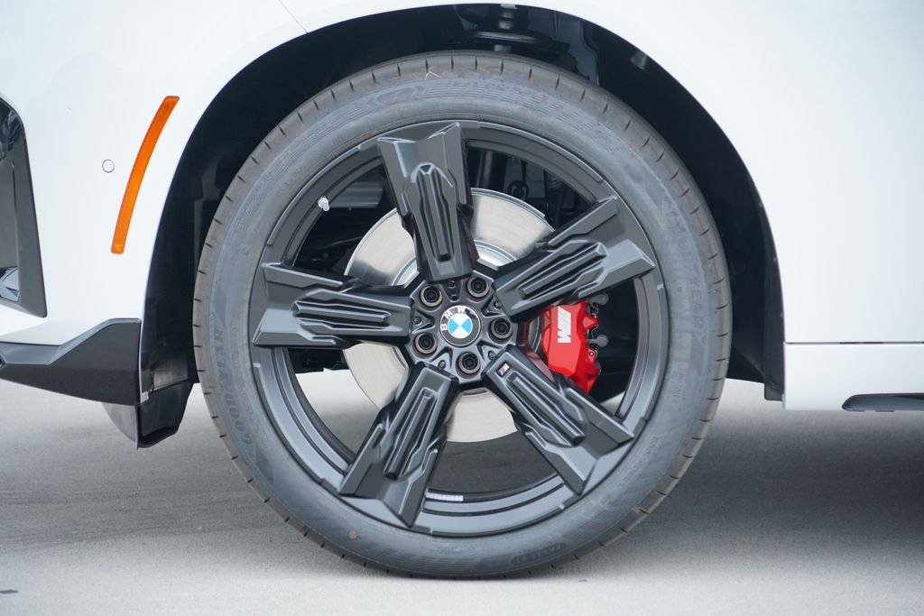 New 2026 Alpine White BMW 30 xDrive image 5