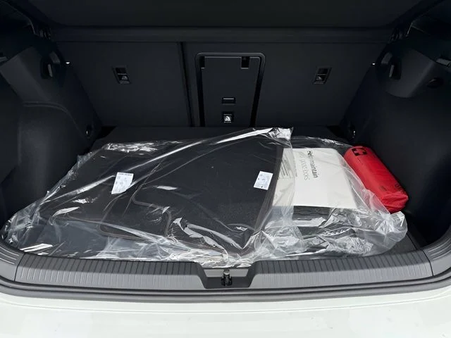 2025 Volkswagen Golf GTI SE - Photo 22