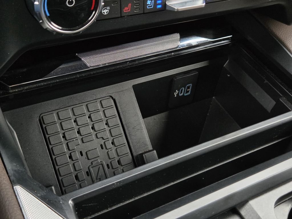 Used 2025 Brown Ford King Ranch image 33
