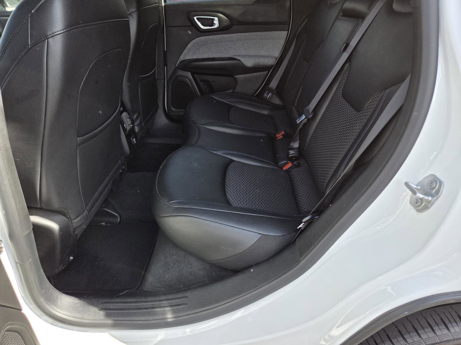 2025 Jeep Compass Latitude - Photo 13