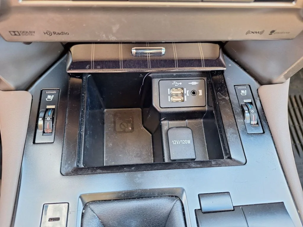 Used 2021 Blue Lexus 460 image 19
