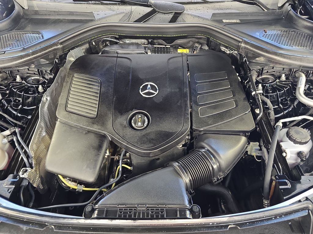 Certified Used 2026 Black Mercedes-Benz GLC 300 image 34