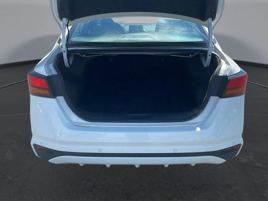 2025 Nissan Altima SV - Photo 11
