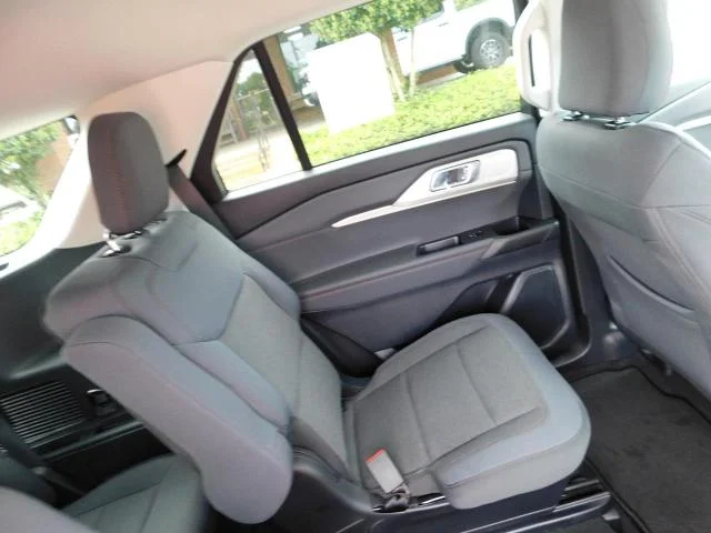 New 2026 Agate Black Metallic Ford Active image 15
