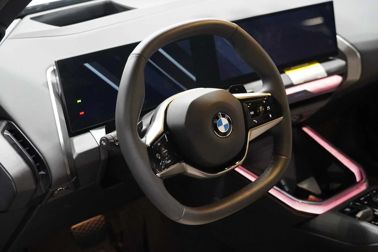 Used 2026 Black Sapphire Metallic BMW 30 xDrive image 9