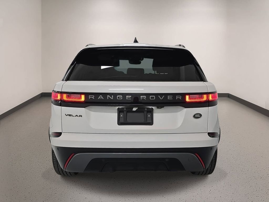 Used 2022  Land Rover P250 R-Dynamic S image 6