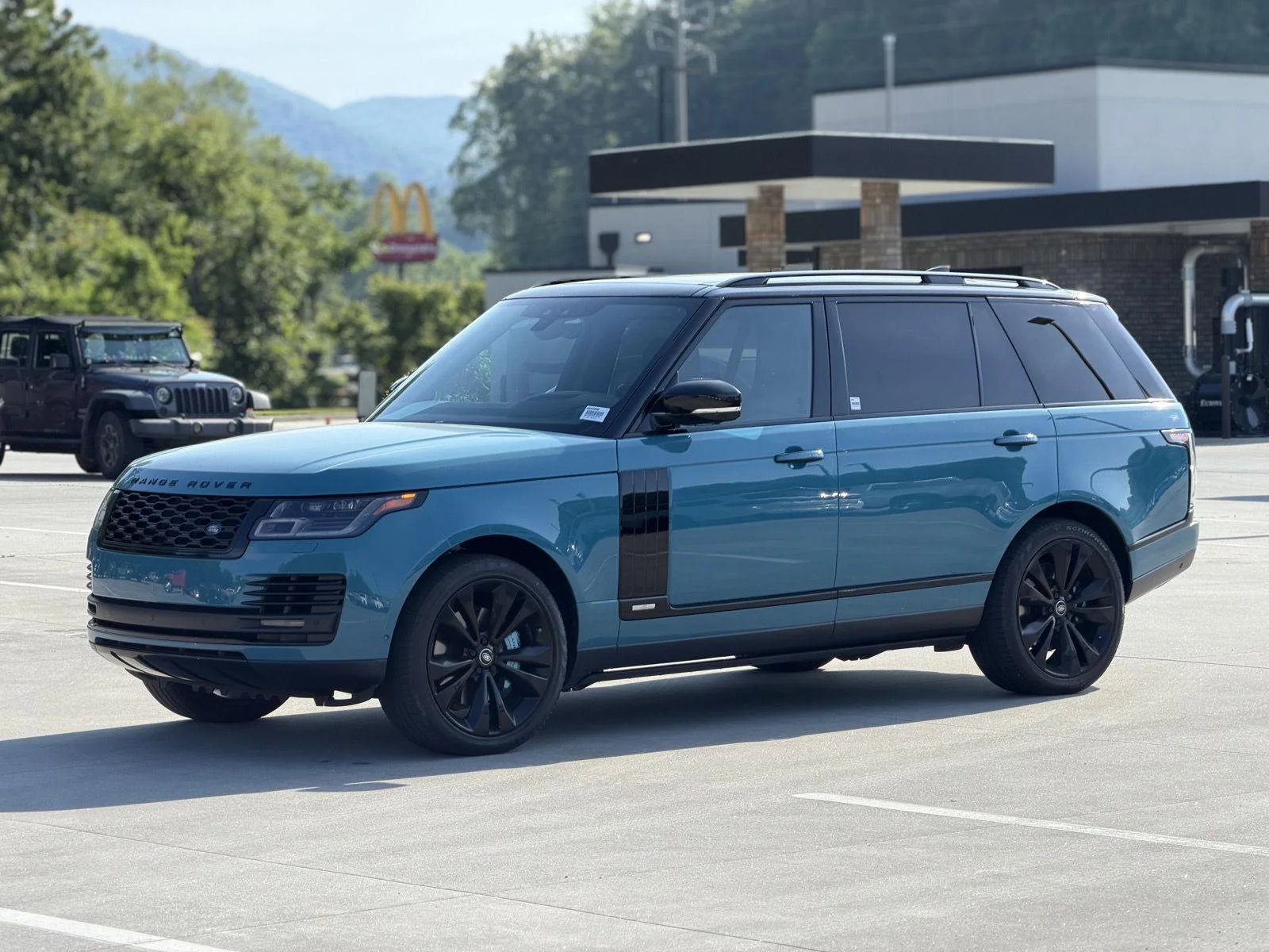 2021 Land Rover Range Rover 5.0 Fifty LWB's photo