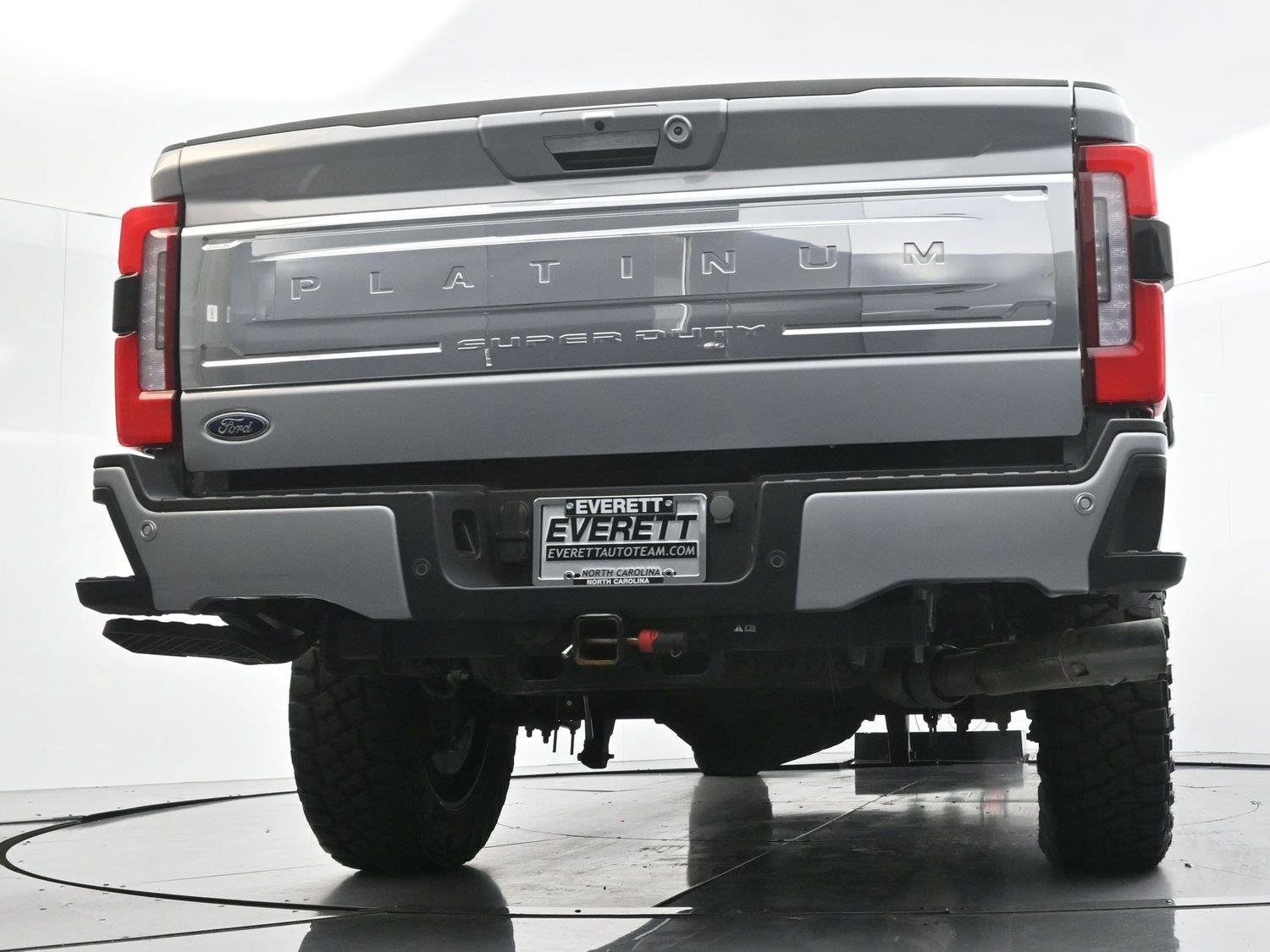 Used 2023 Iconic Silver Metallic Ford XL image 54