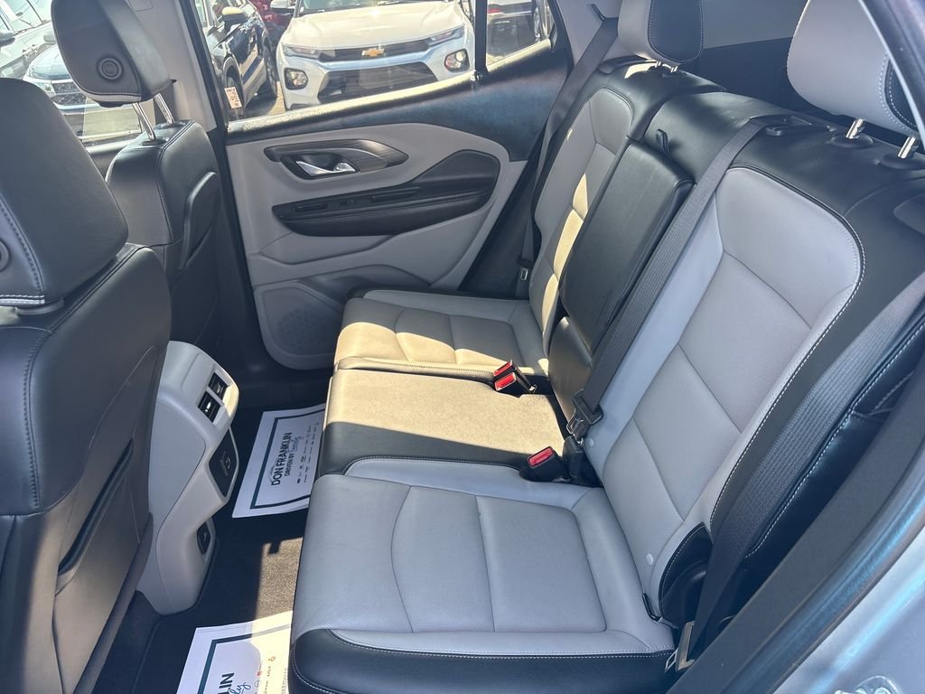 Certified Used 2024 Silver GMC SLT image 14