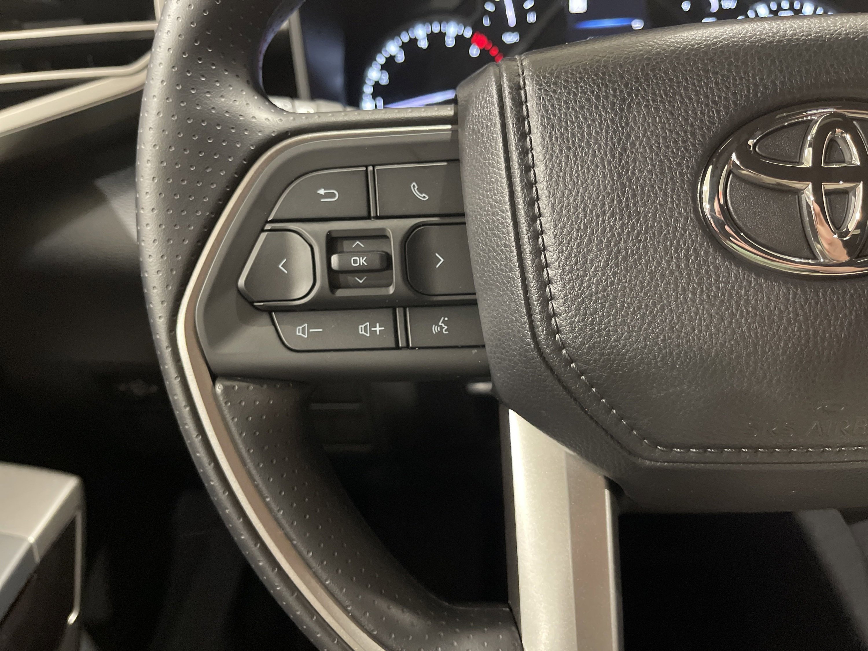Certified Used 2025 Black Toyota SR5 image 17