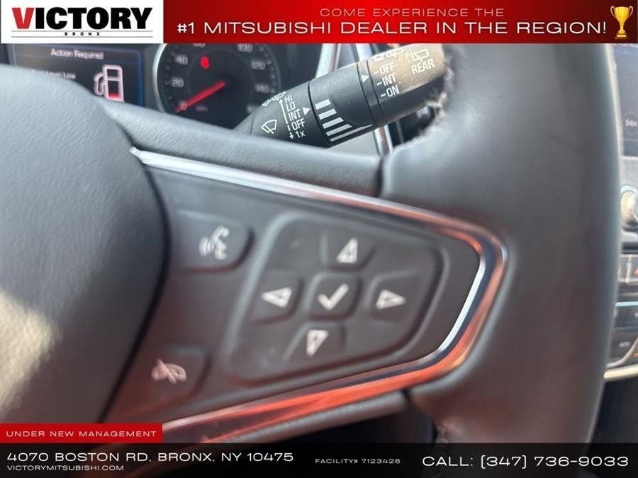 Used 2023 White Chevrolet LT image 37