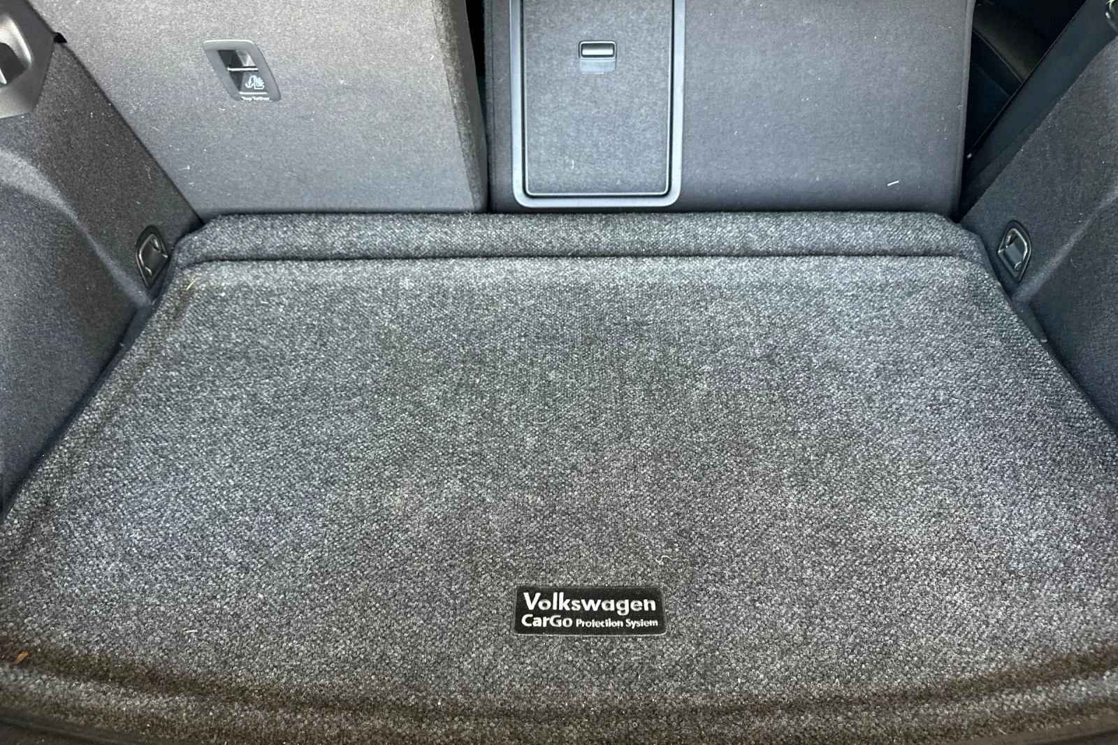Used 2019 Black Volkswagen  image 15