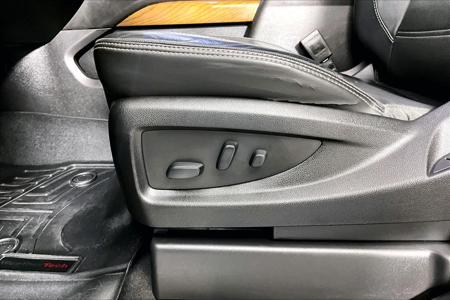 Used 2019 Satin Steel Metallic GMC Denali image 31