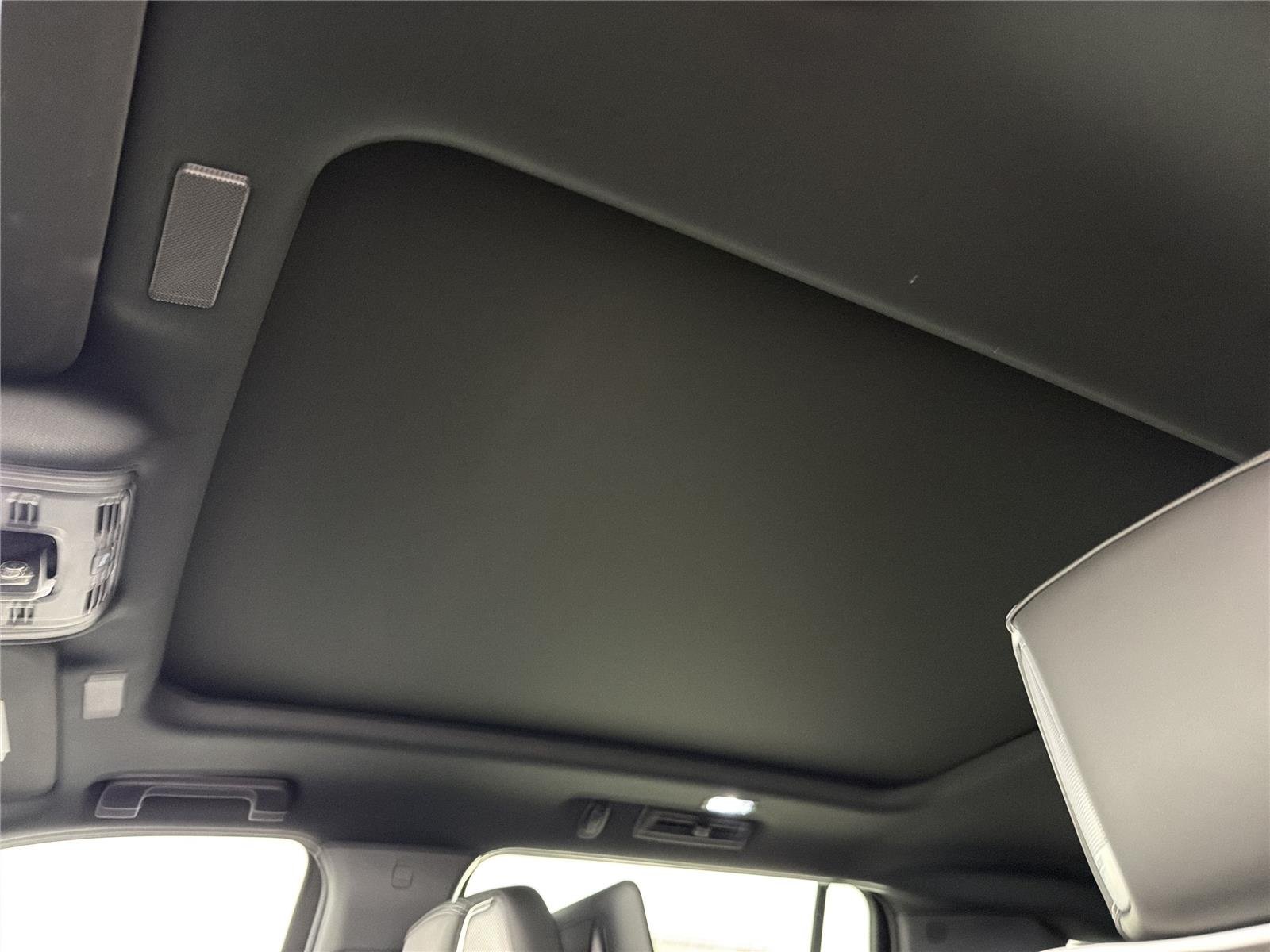 2026 GMC Yukon XL AT4 Ultimate - Photo 37