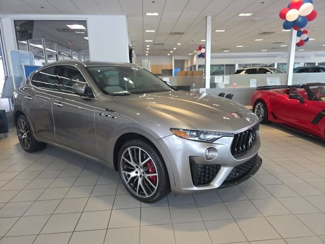 Used 2022 Silver Maserati Modena image 1