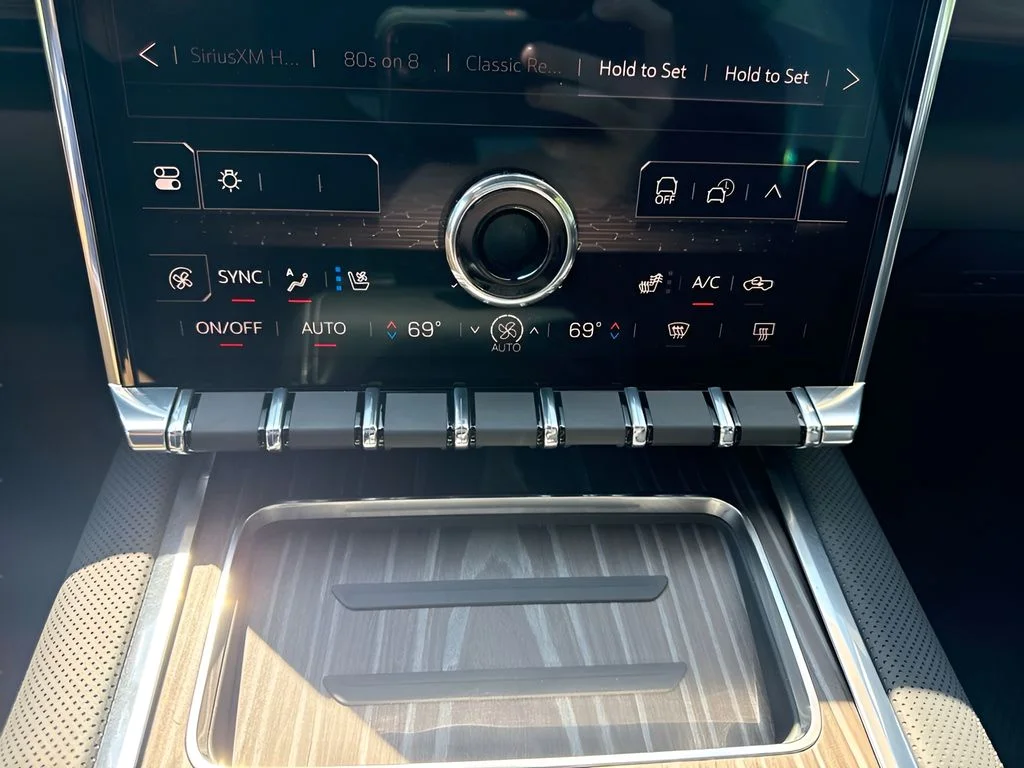 Used 2025 Blue GMC Denali image 24