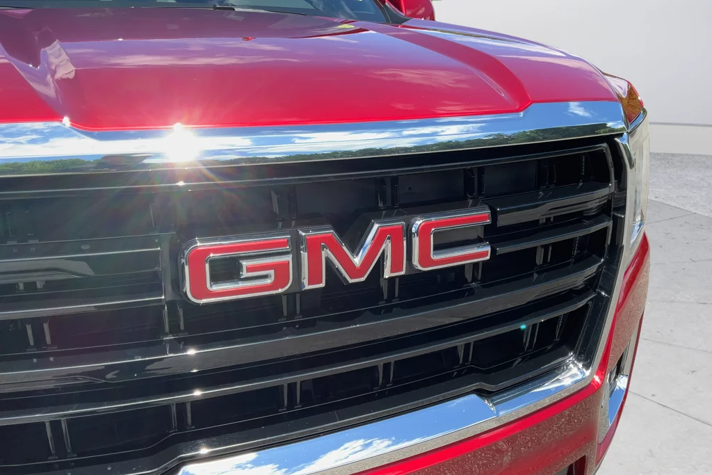 Used 2024 Red GMC SLE image 30